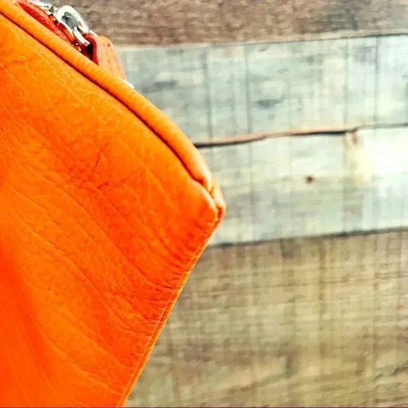 NWOT Harley Davidson Rare All Bark Orange Leather Hip/Crossbody Bag - Picture 8 of 12